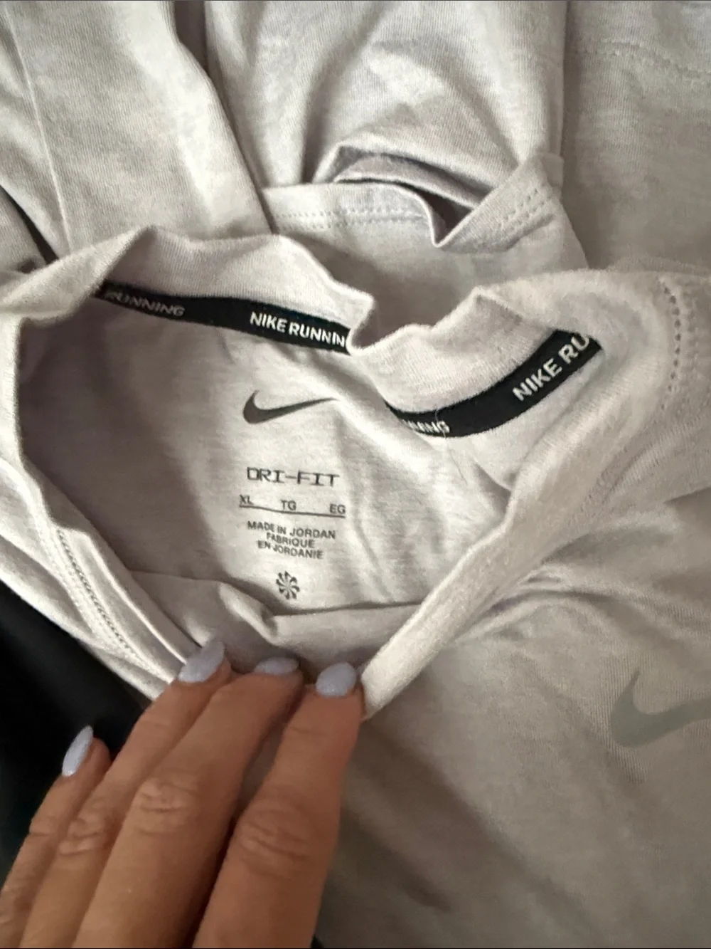 Nike running long